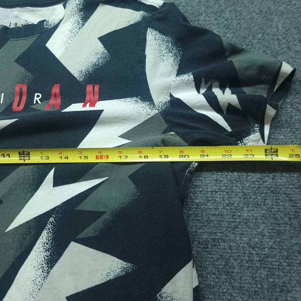 Jordan Mens Geometric Lightning Bolt Print T-Shirt Black Grey Red DB1553-010 L